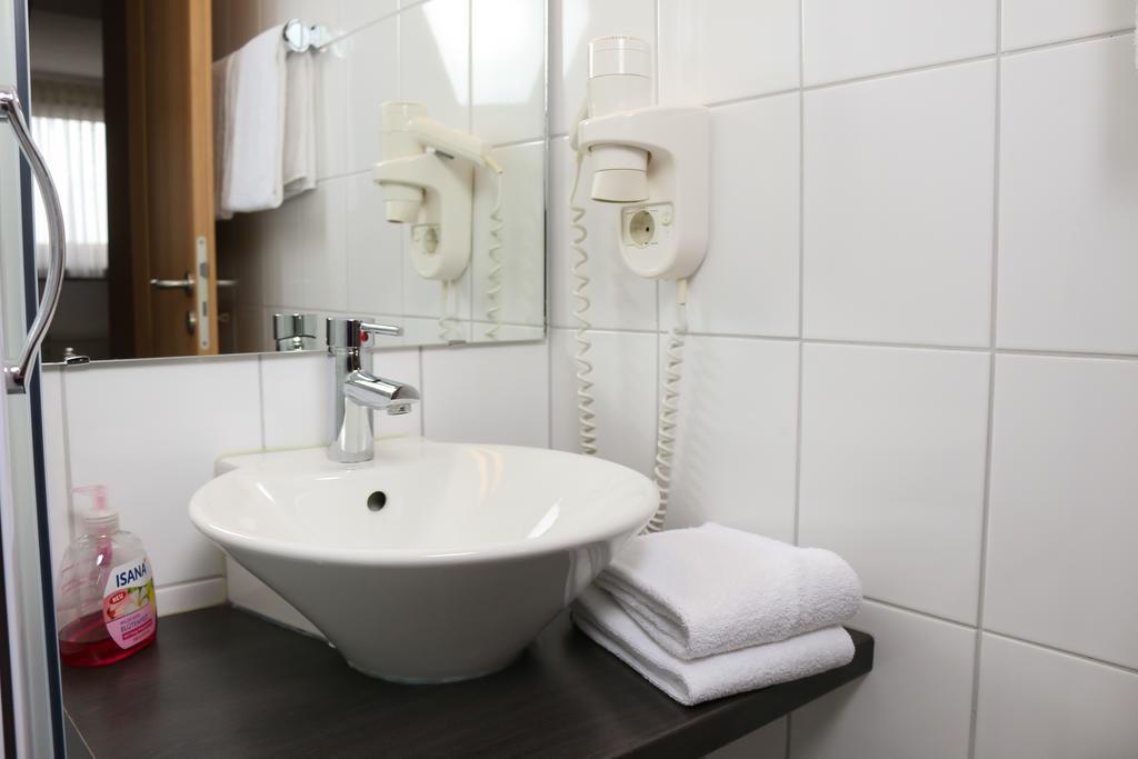 City Hotel Journal Wolfsburg Bagian luar foto